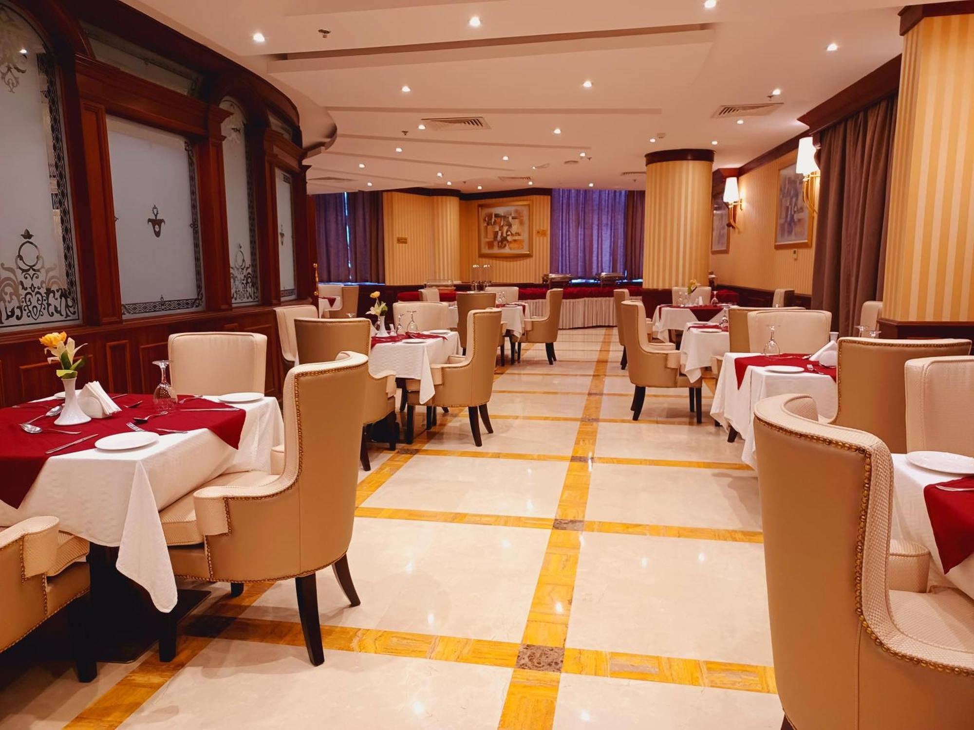 Royal Qatar Hotel Doha Eksteriør billede